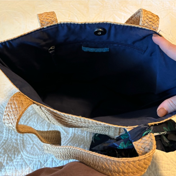Draper James summer tote bag - Picture 2 of 3
